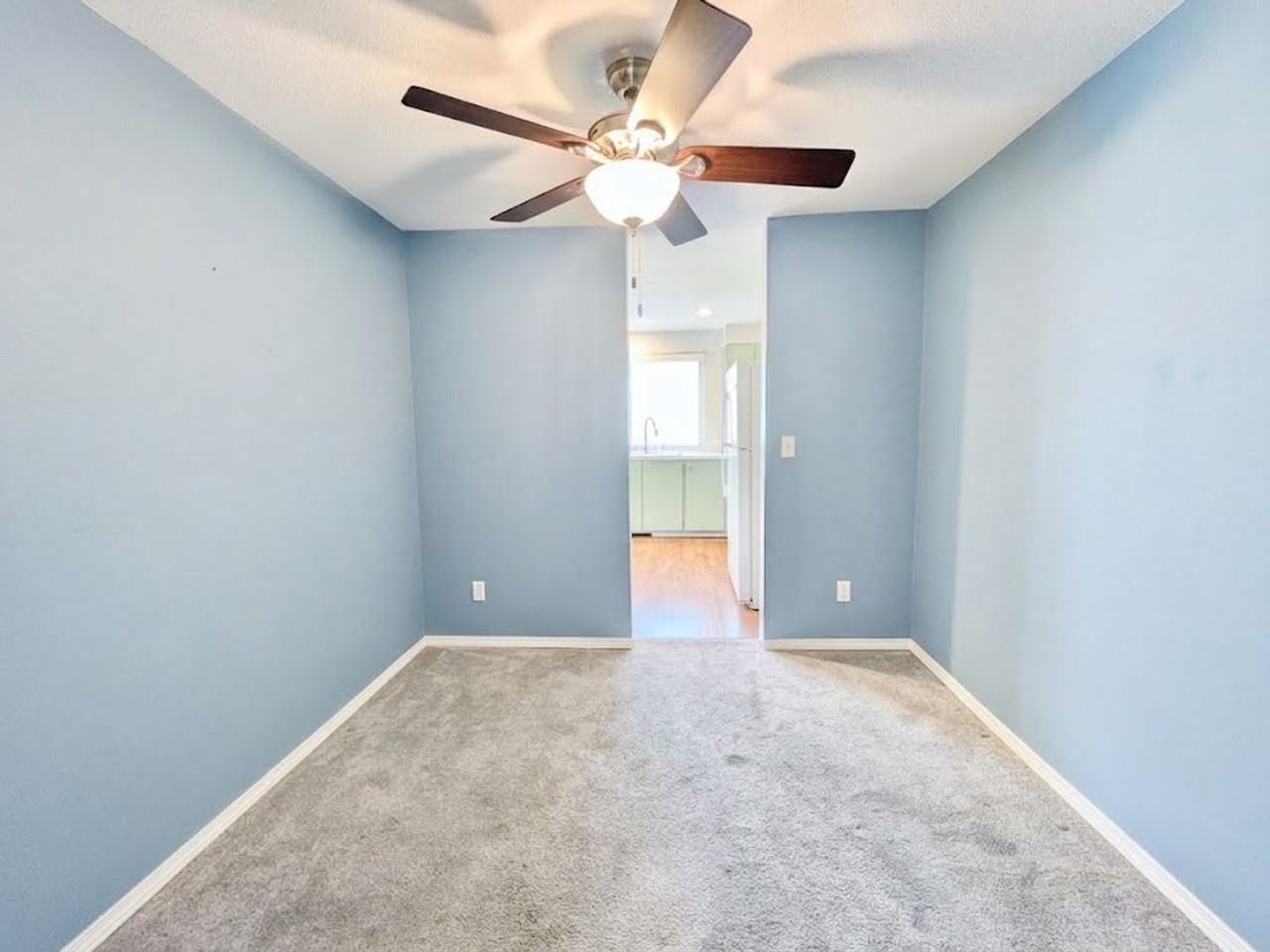 6125 Sw Erickson Ave - Photo 7 of 28