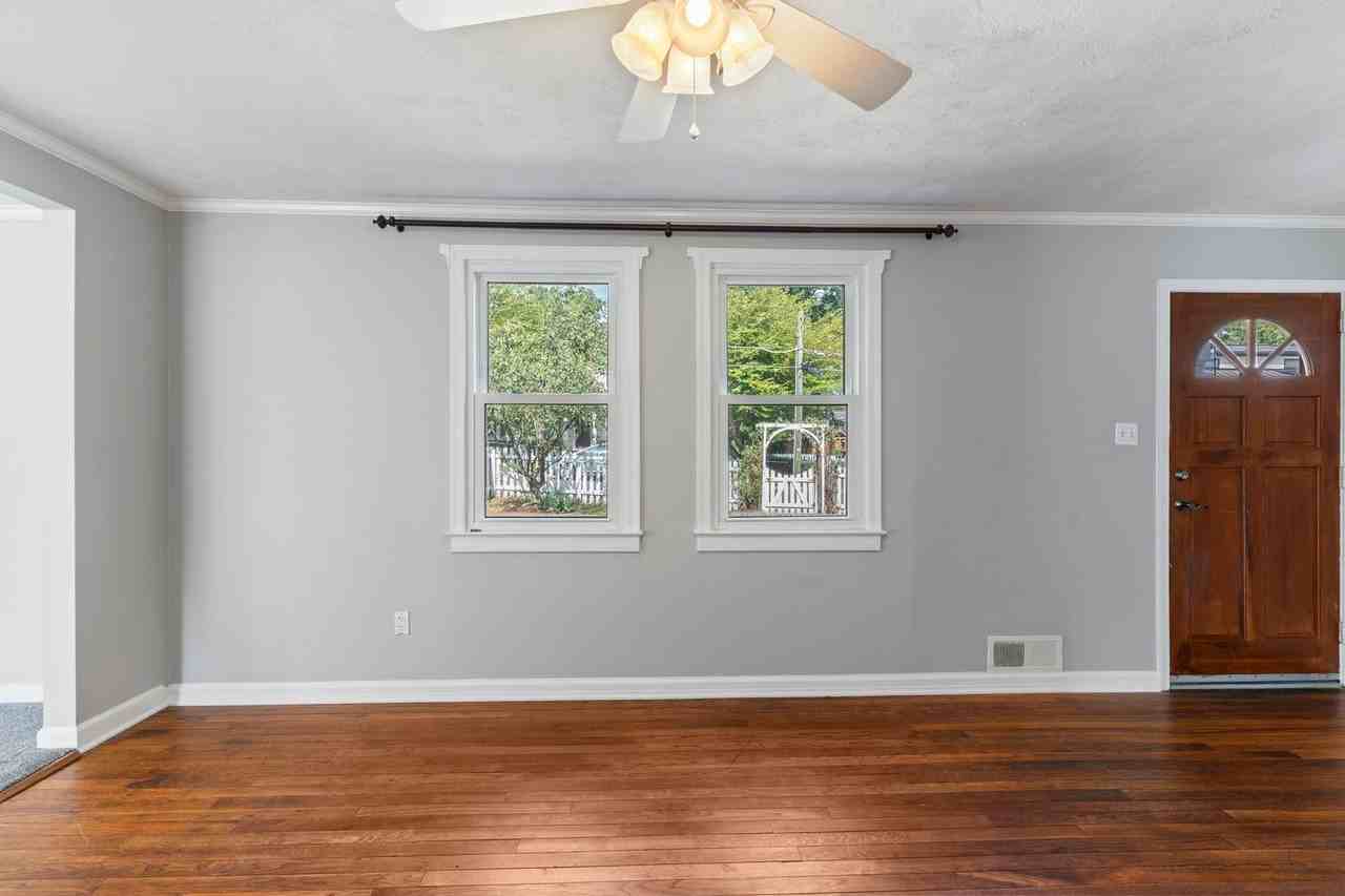 4023 Poplar St - Photo 7 of 50