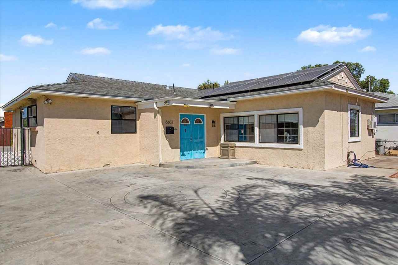 6602 Crawford St - Photo 2 of 31