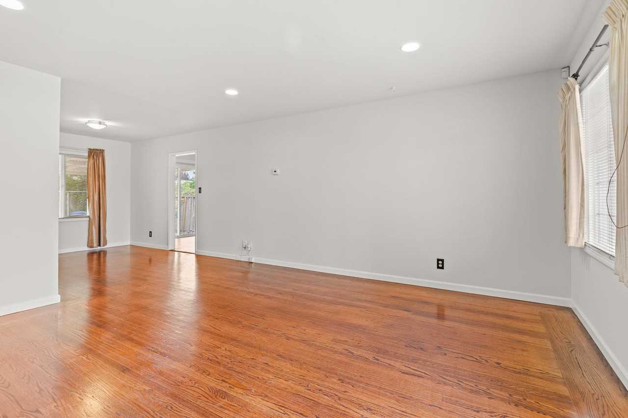26539 Flamingo Ave - Photo 5 of 16