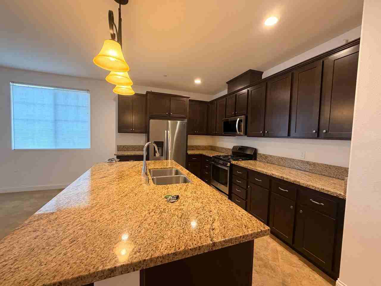 2457 Parkland Way - Photo 5 of 20