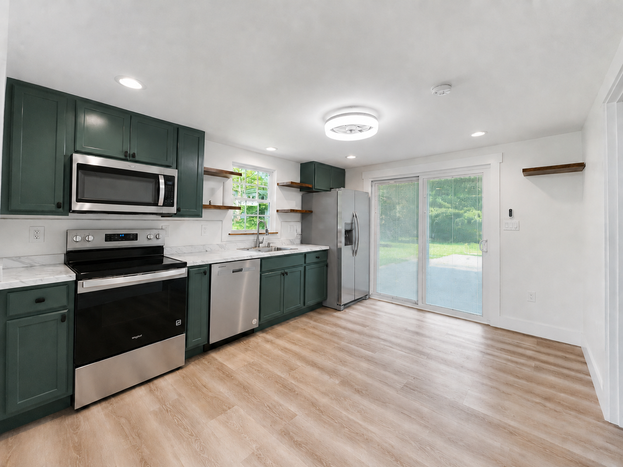 680 Fralin Aly - Photo 6 of 8