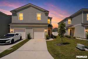 featured image of 14499 Macadamia Ln