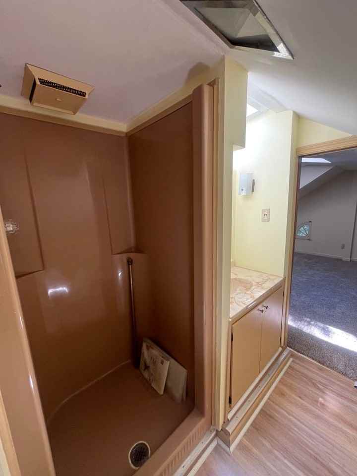 1220 Ravinia Rd - Photo 7 of 19