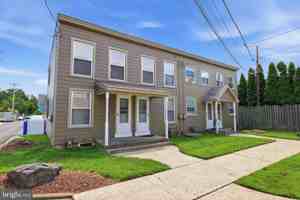 featured image of 2 Corliss Ave