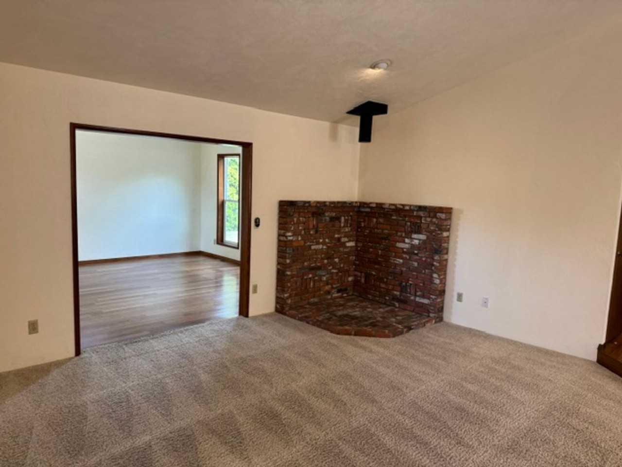 2917 Micah Cir - Photo 3 of 19
