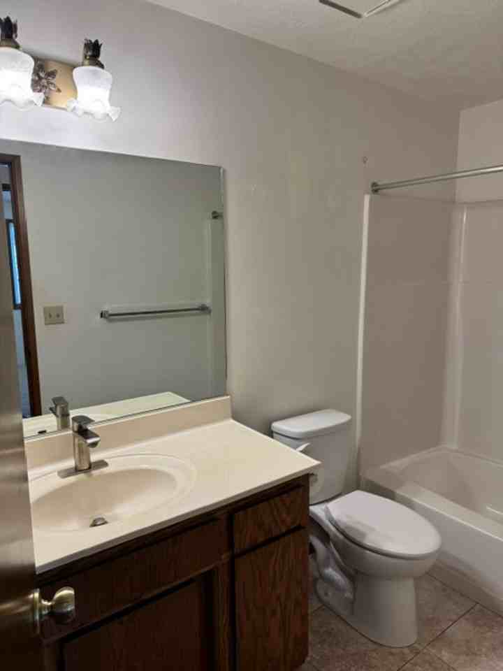 2917 Micah Cir - Photo 7 of 19