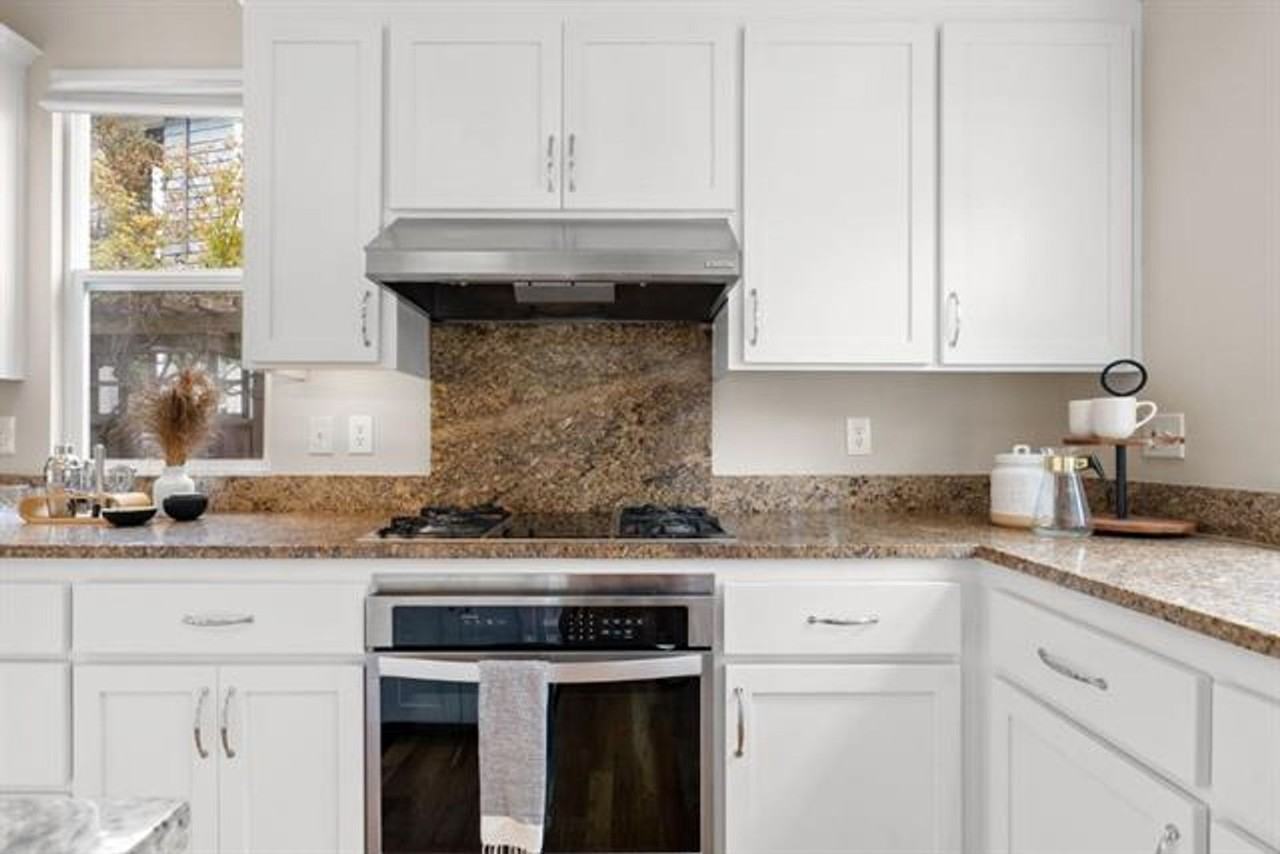 184 Cypress Park - Photo 6 of 29