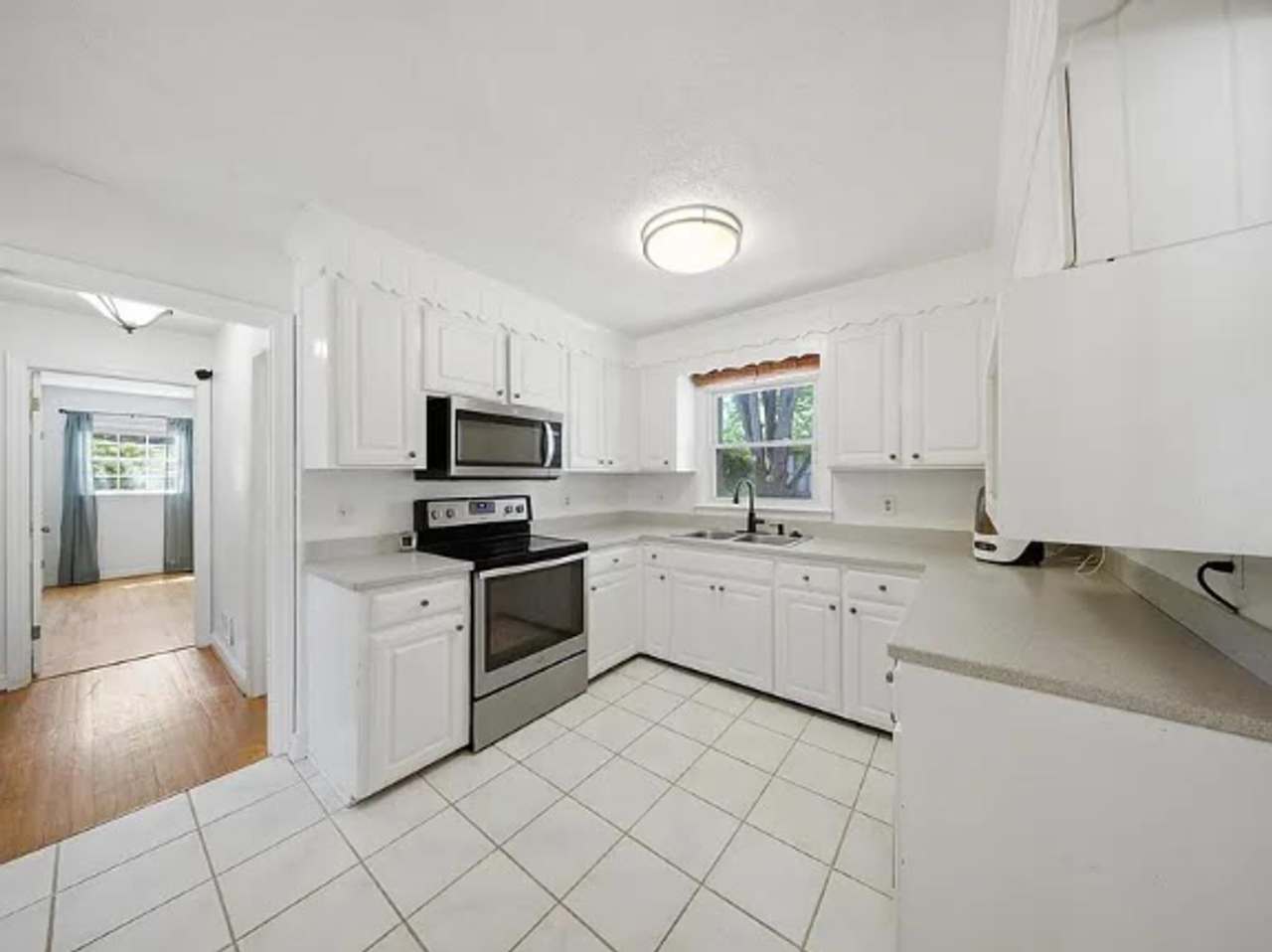 311 Lockner Rd - Photo 6 of 26