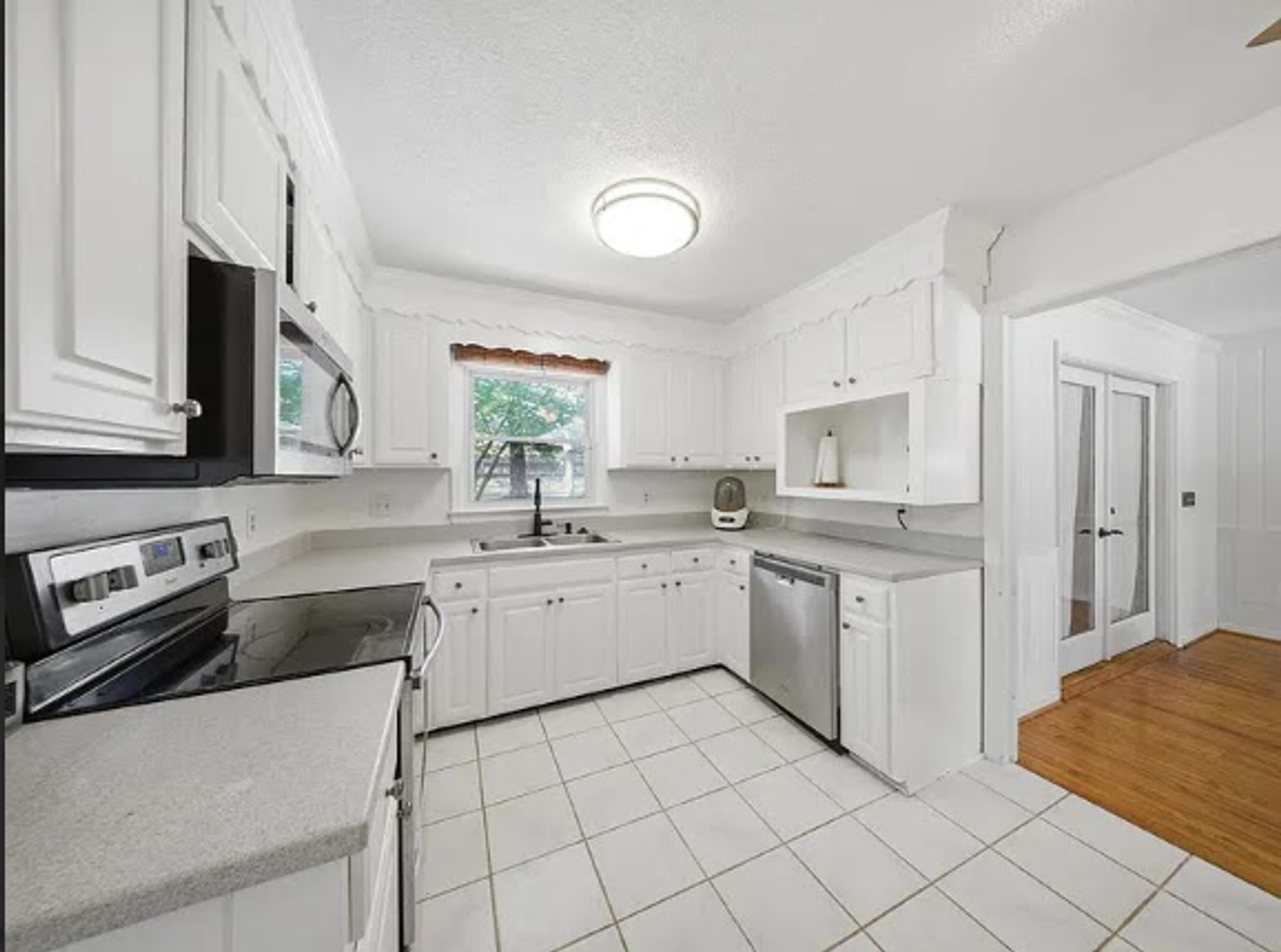 311 Lockner Rd - Photo 7 of 26