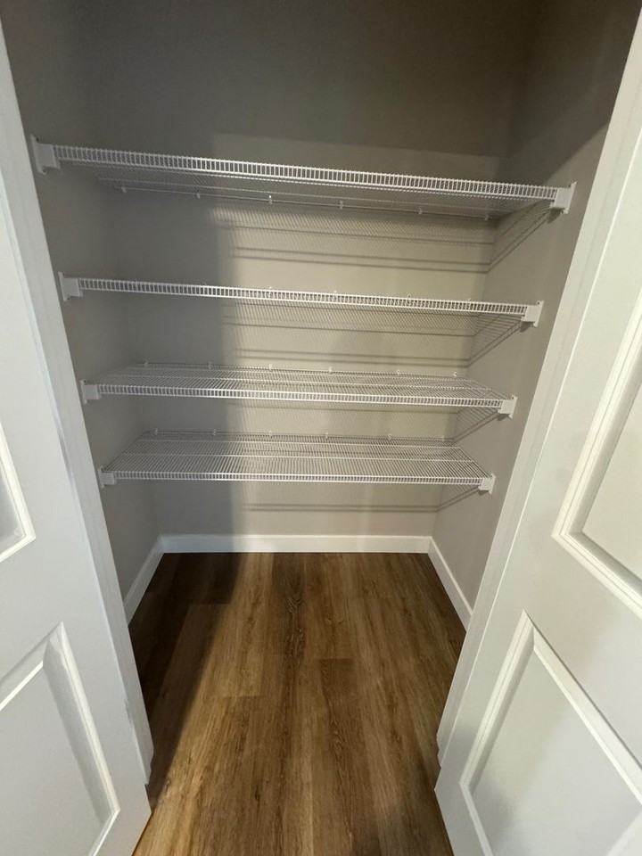 1601 Woodrow Cir - Photo 6 of 13