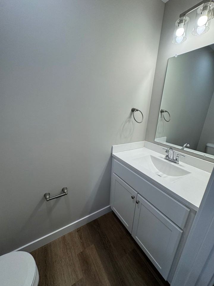 1601 Woodrow Cir - Photo 7 of 13