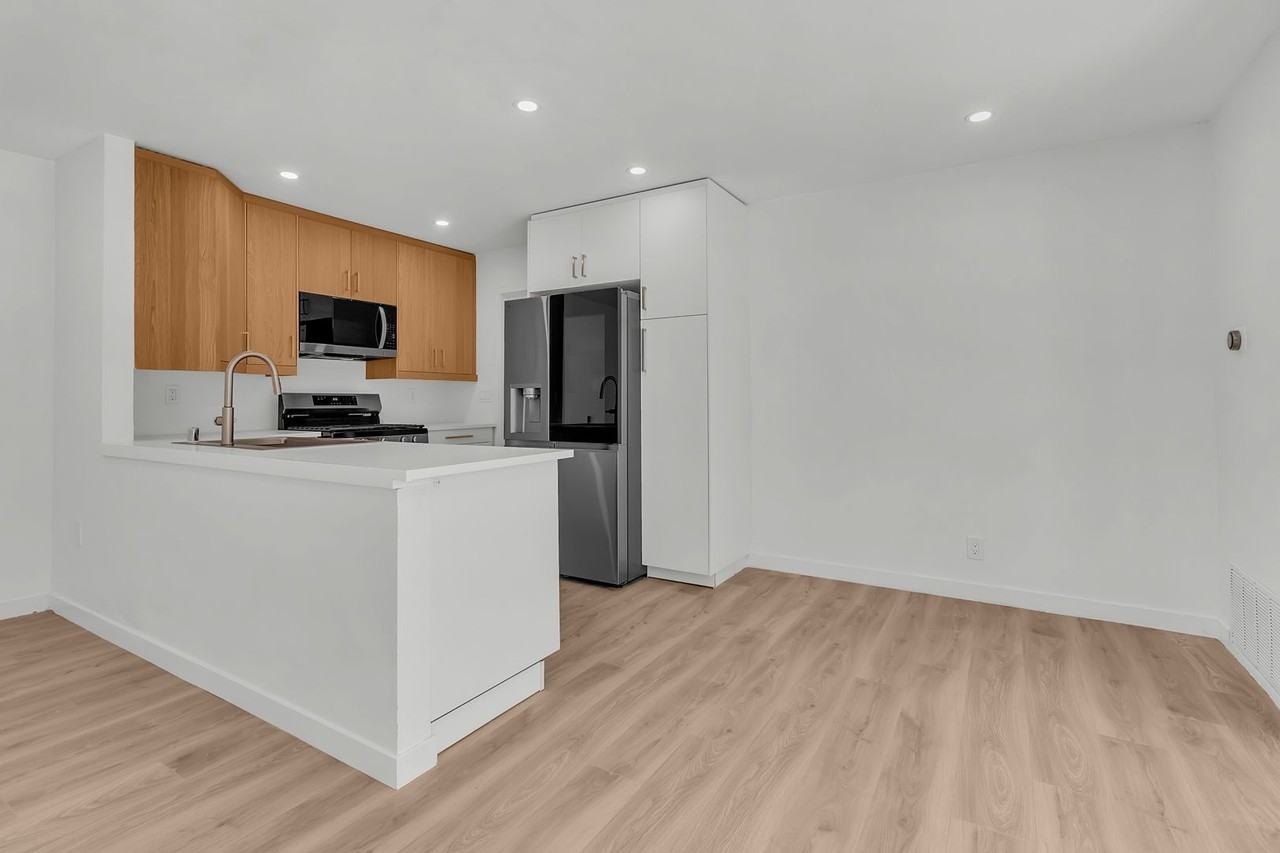 134 Orchard - Photo 3 of 24