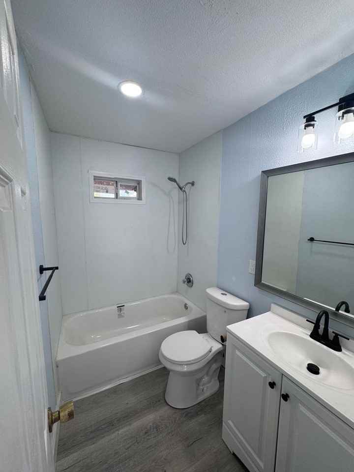 3605 Avenue F - Photo 7 of 11