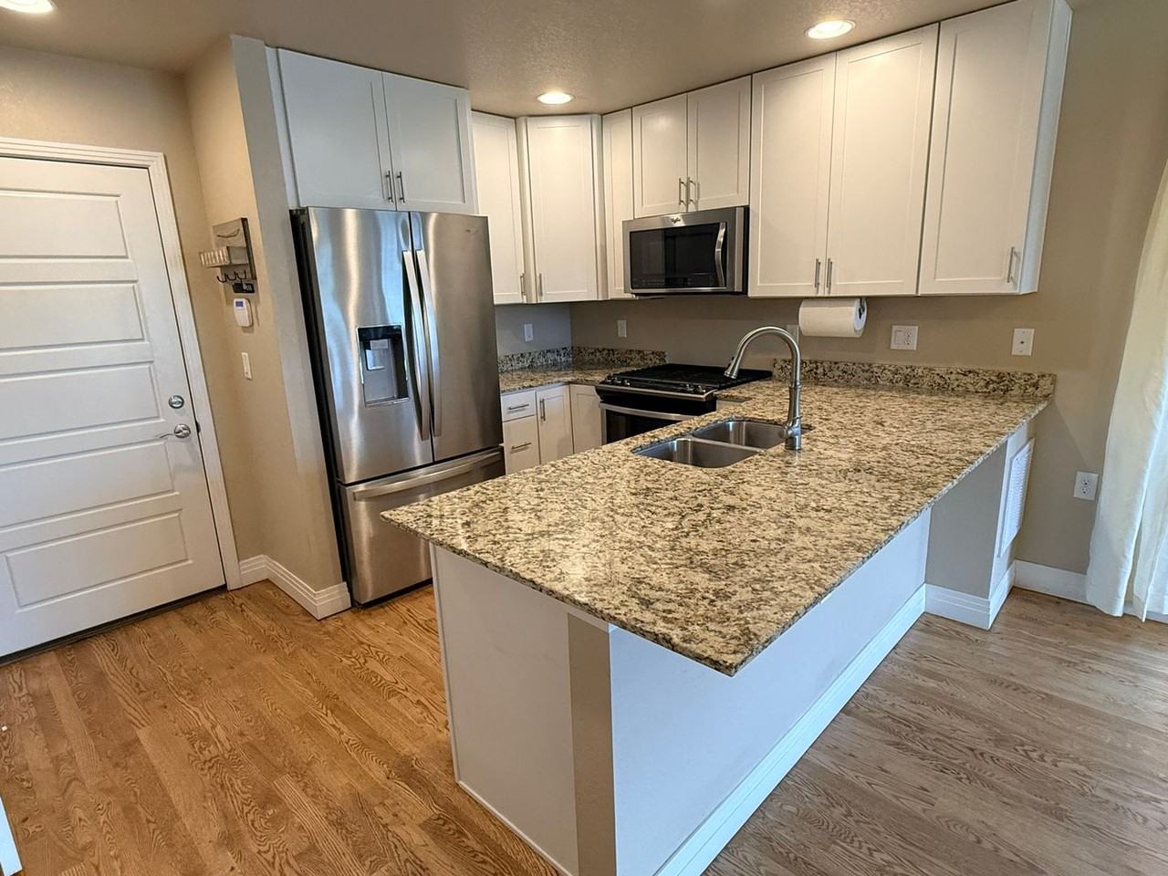 2590 Trio Falls Dr - Photo 4 of 12