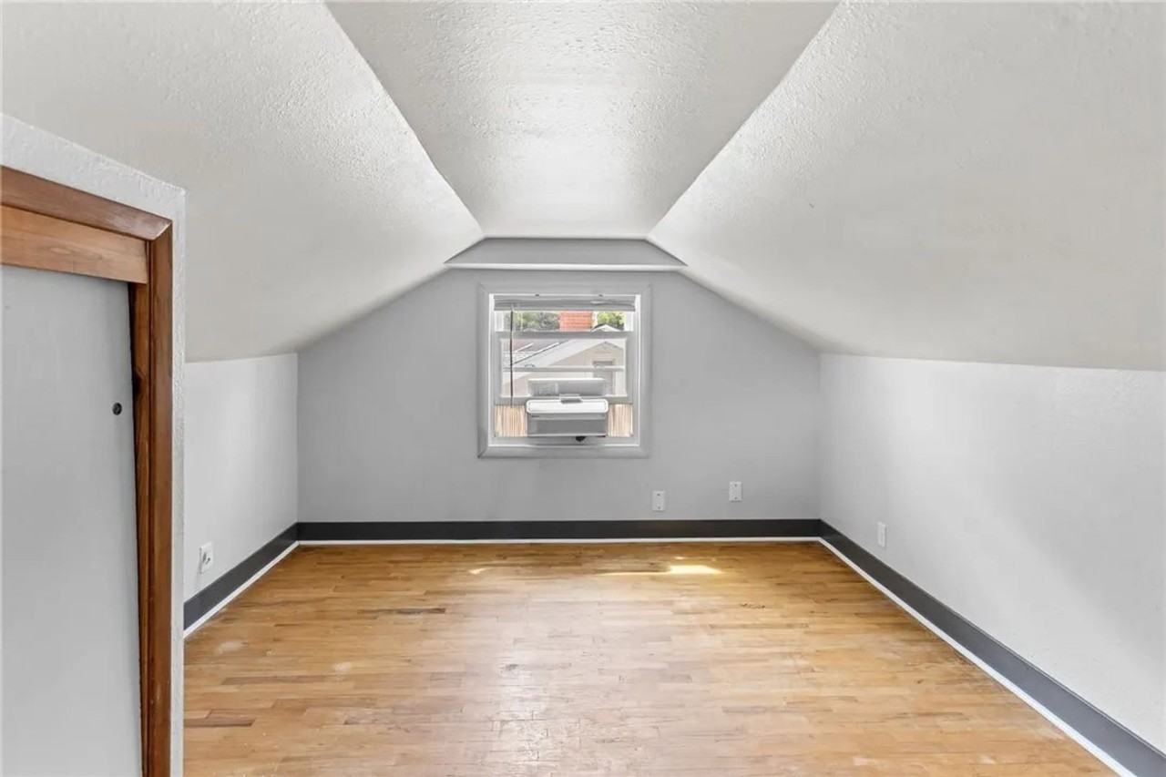 335 Wicks Ln - Photo 4 of 12