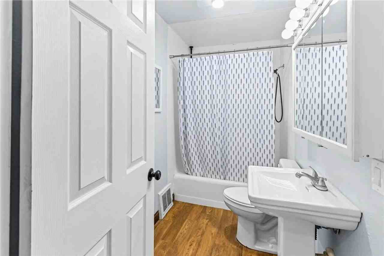 335 Wicks Ln - Photo 5 of 12