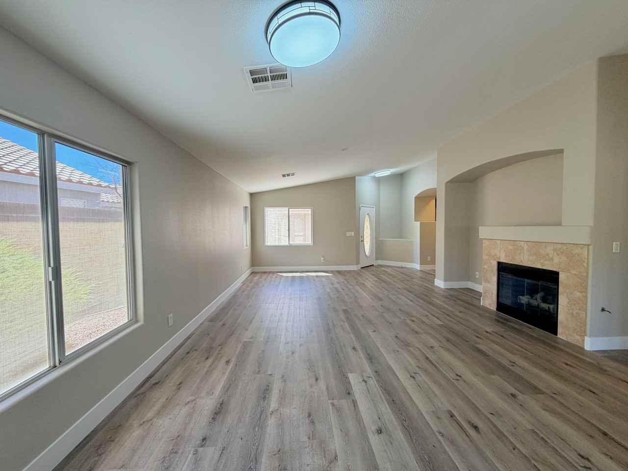 2278 Chestnut Ranch Ave - Photo 7 of 42