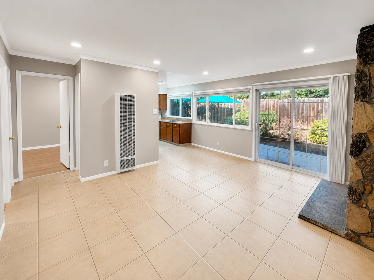 2223 Buena Vista Ave #A - Photo 3 of 20