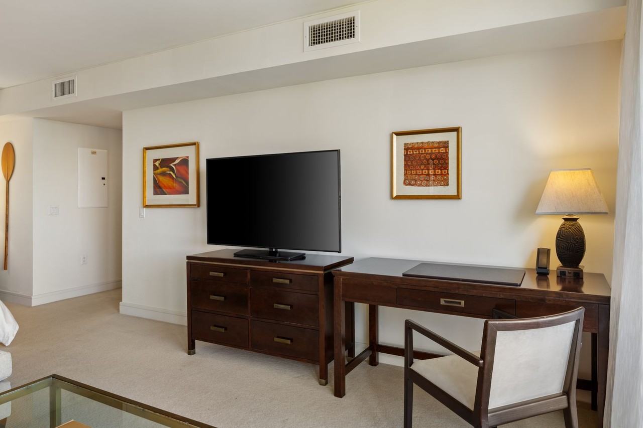 223 Saratoga Rd #1509 - Photo 6 of 19