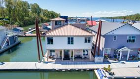 18525 Ne Marine Dr #E3 - Photo 1 of 1