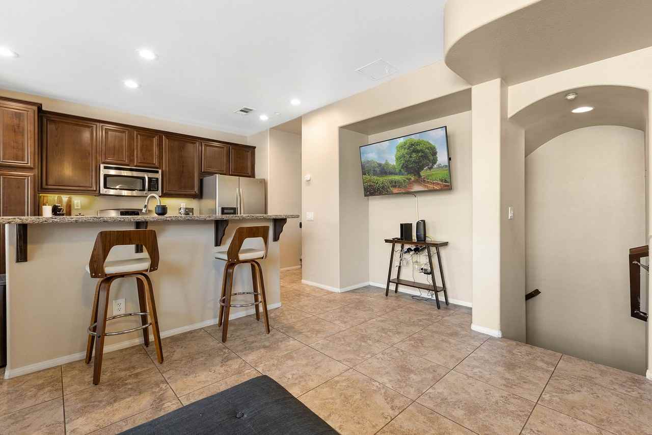 31186 Lavender Ct - Photo 5 of 35