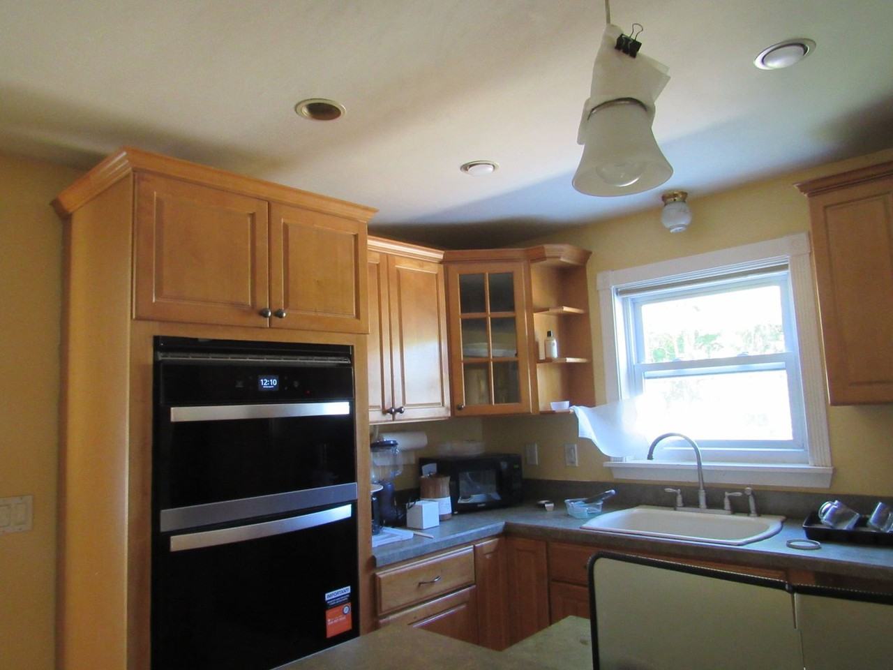 13 Veronica Ave - Photo 2 of 21