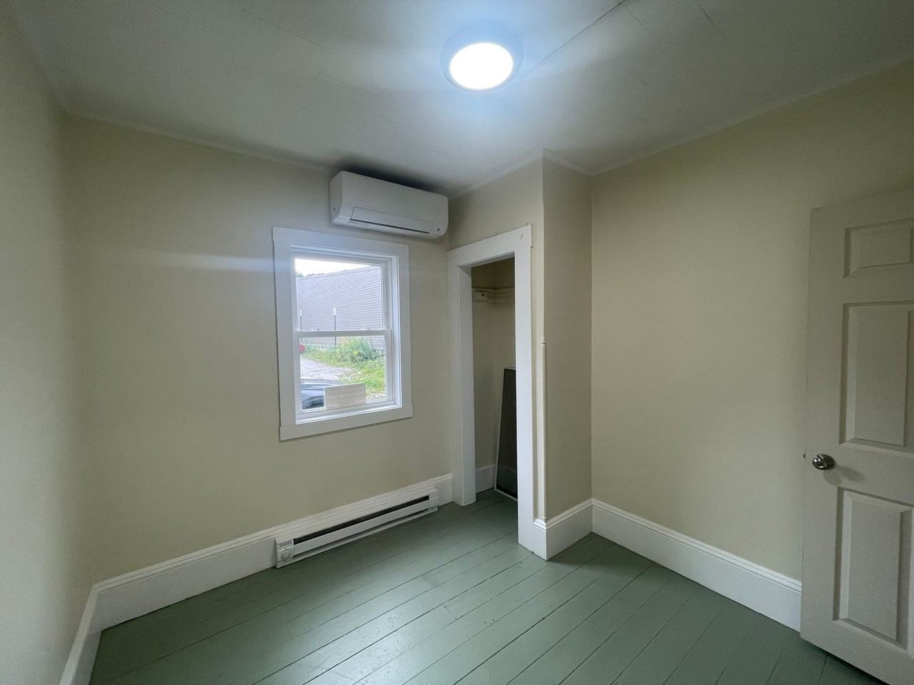 4 Lehs Ln - Photo 6 of 13