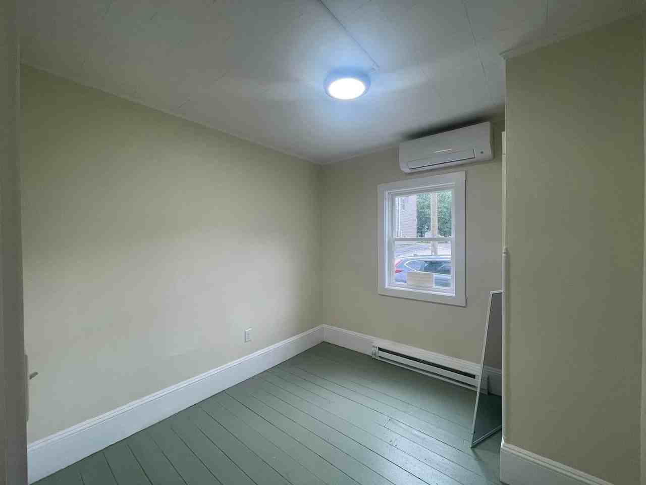 4 Lehs Ln - Photo 7 of 13