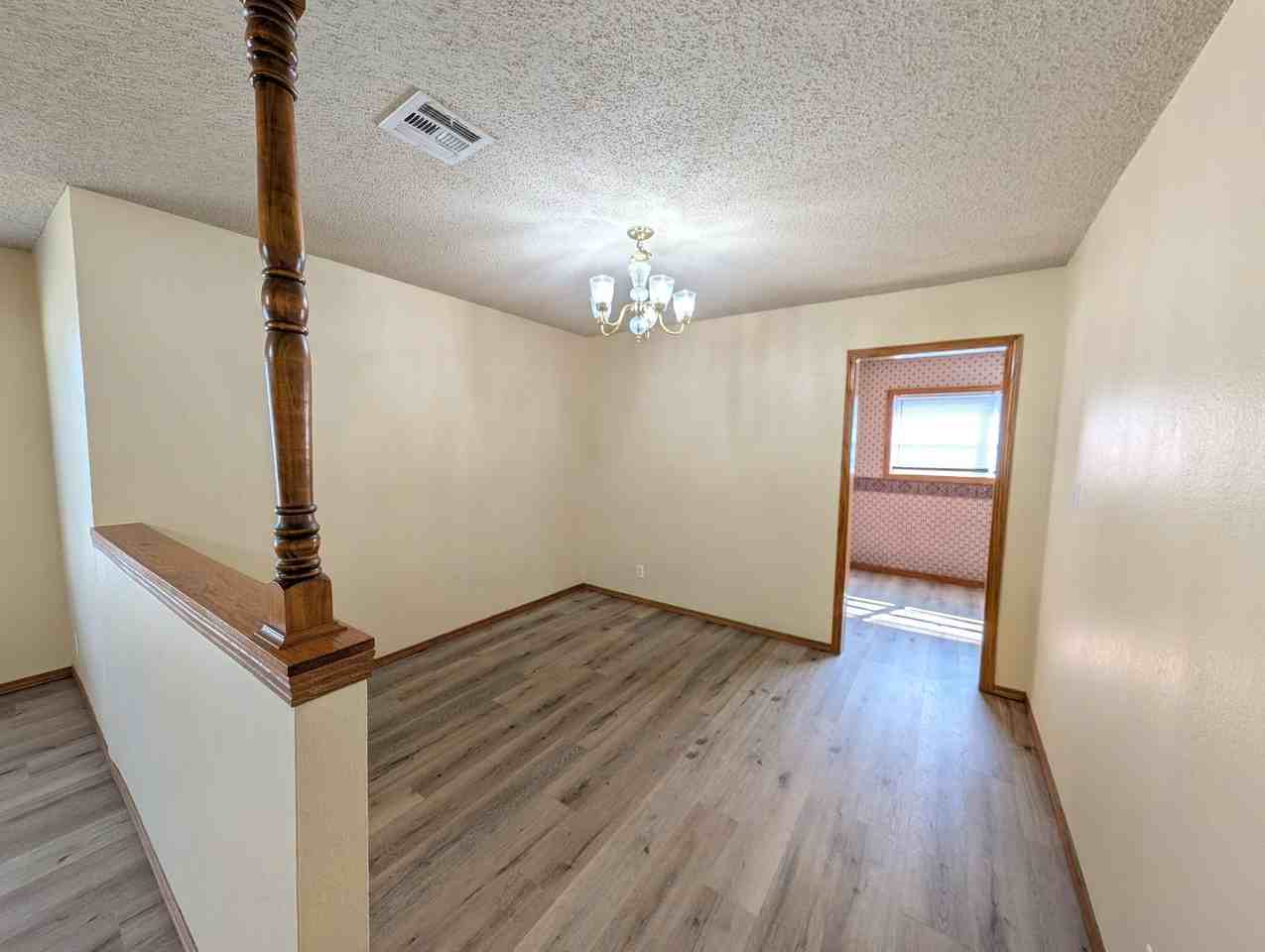 9406 E 38th St - Photo 3 of 18