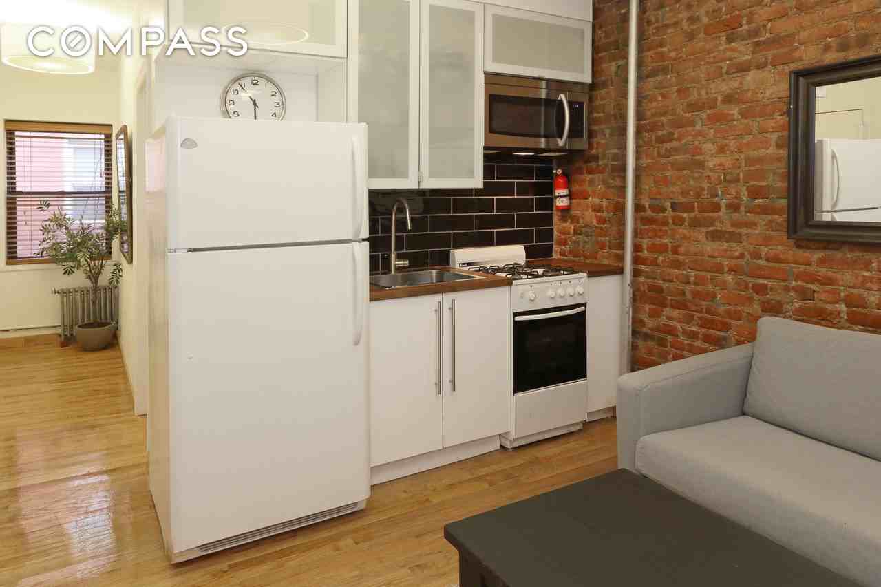 174 Elizabeth St #4 - Photo 5 of 16
