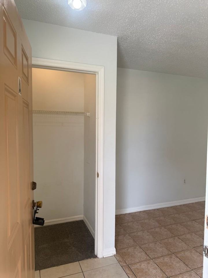 627A Bittern Ct - Photo 4 of 33