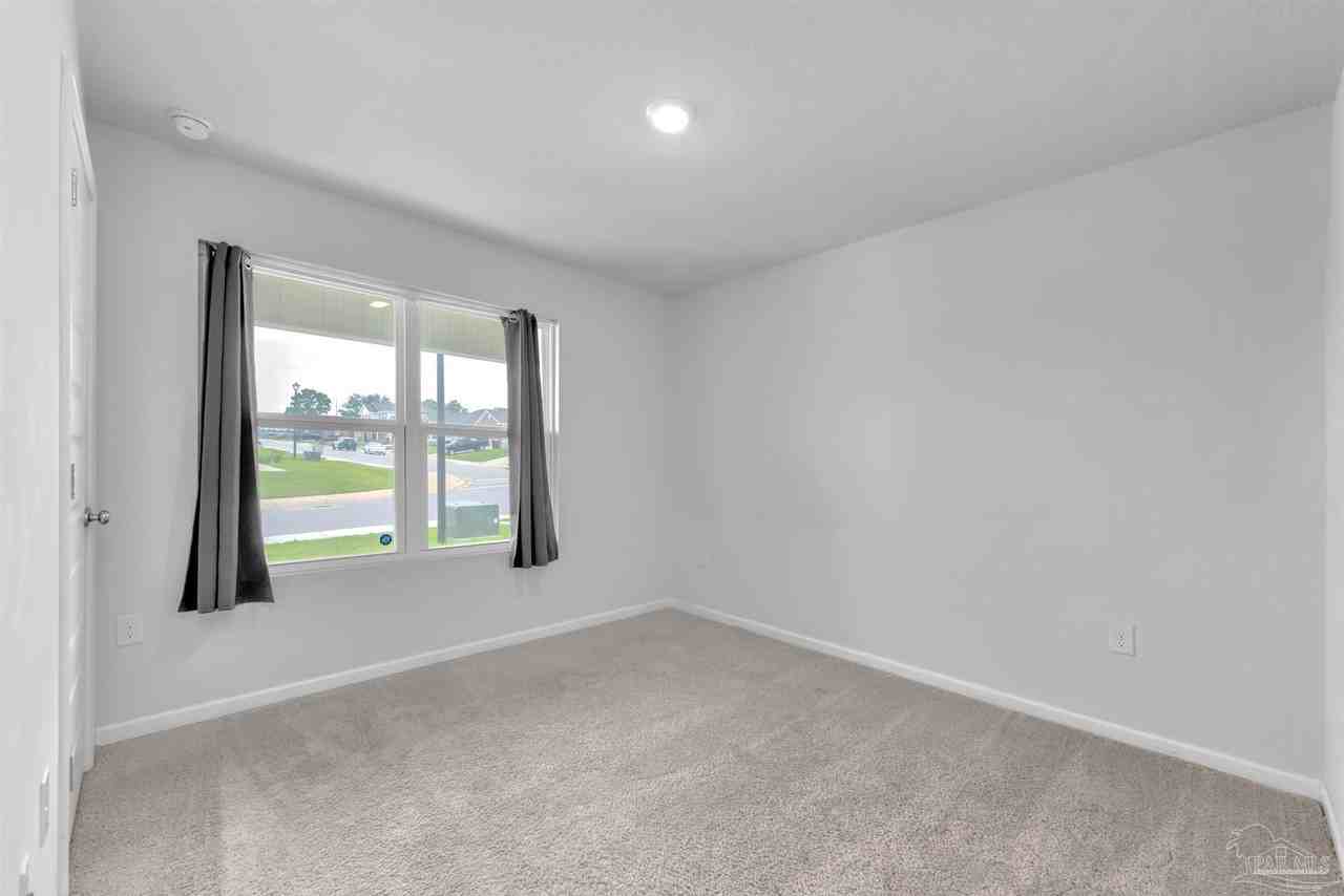 5631 Guinevere Ln - Photo 2 of 26
