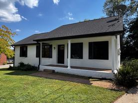 925 Laurie Ln - Photo 1 of 1