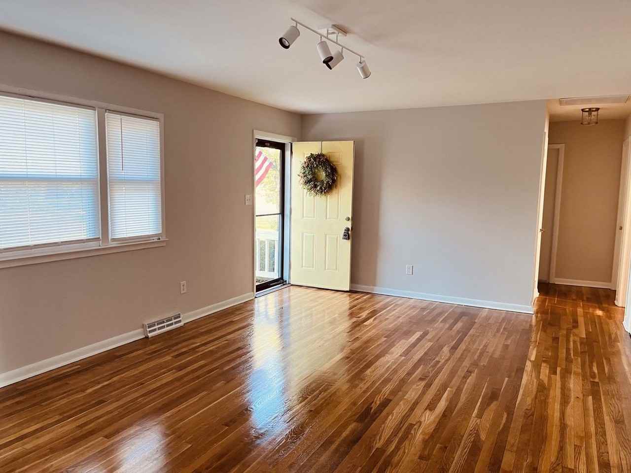 1112 Wilson Rd - Photo 2 of 14