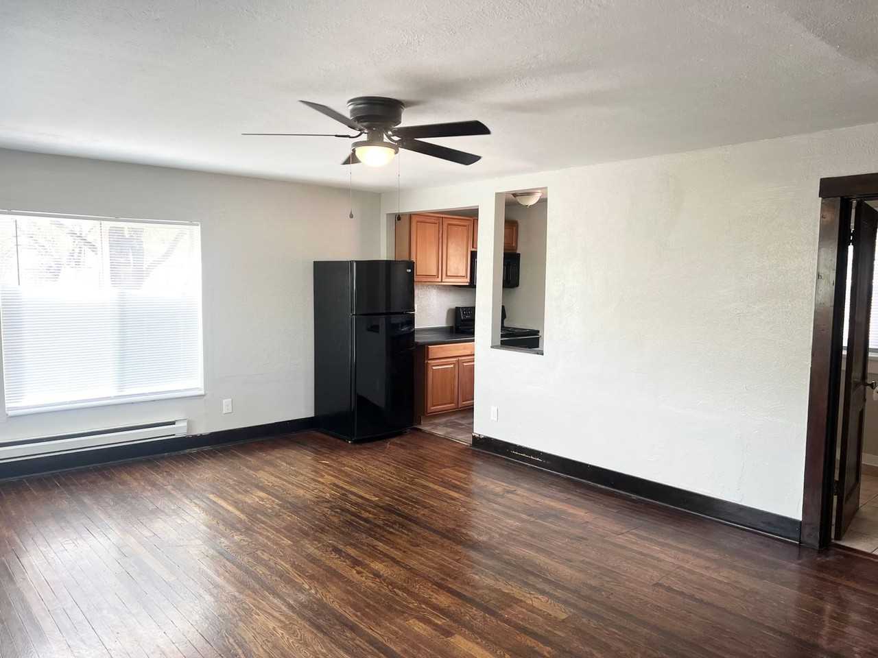 3428 W Colorado Ave Bldg 200 #12 - Photo 7 of 11