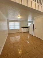 featured image of 700 E Park St