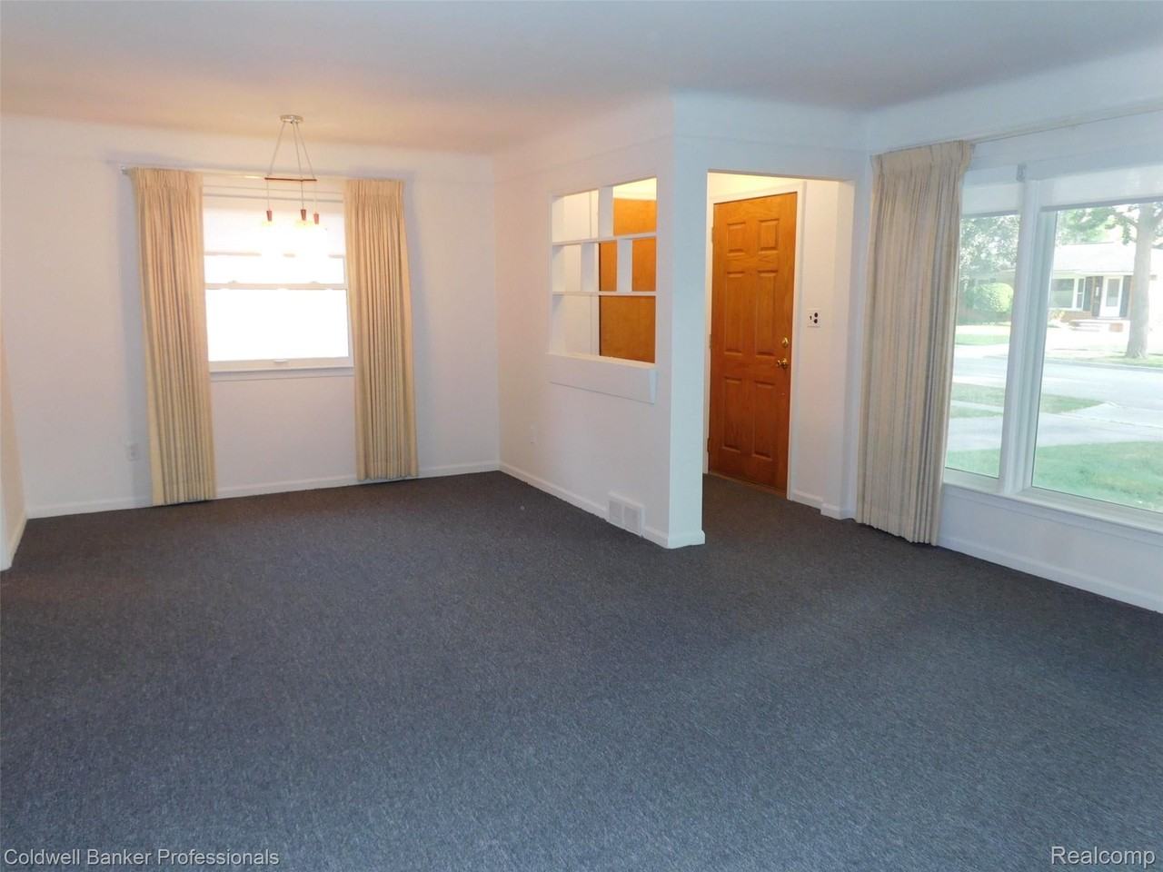 1527 Hazel St - Photo 4 of 23