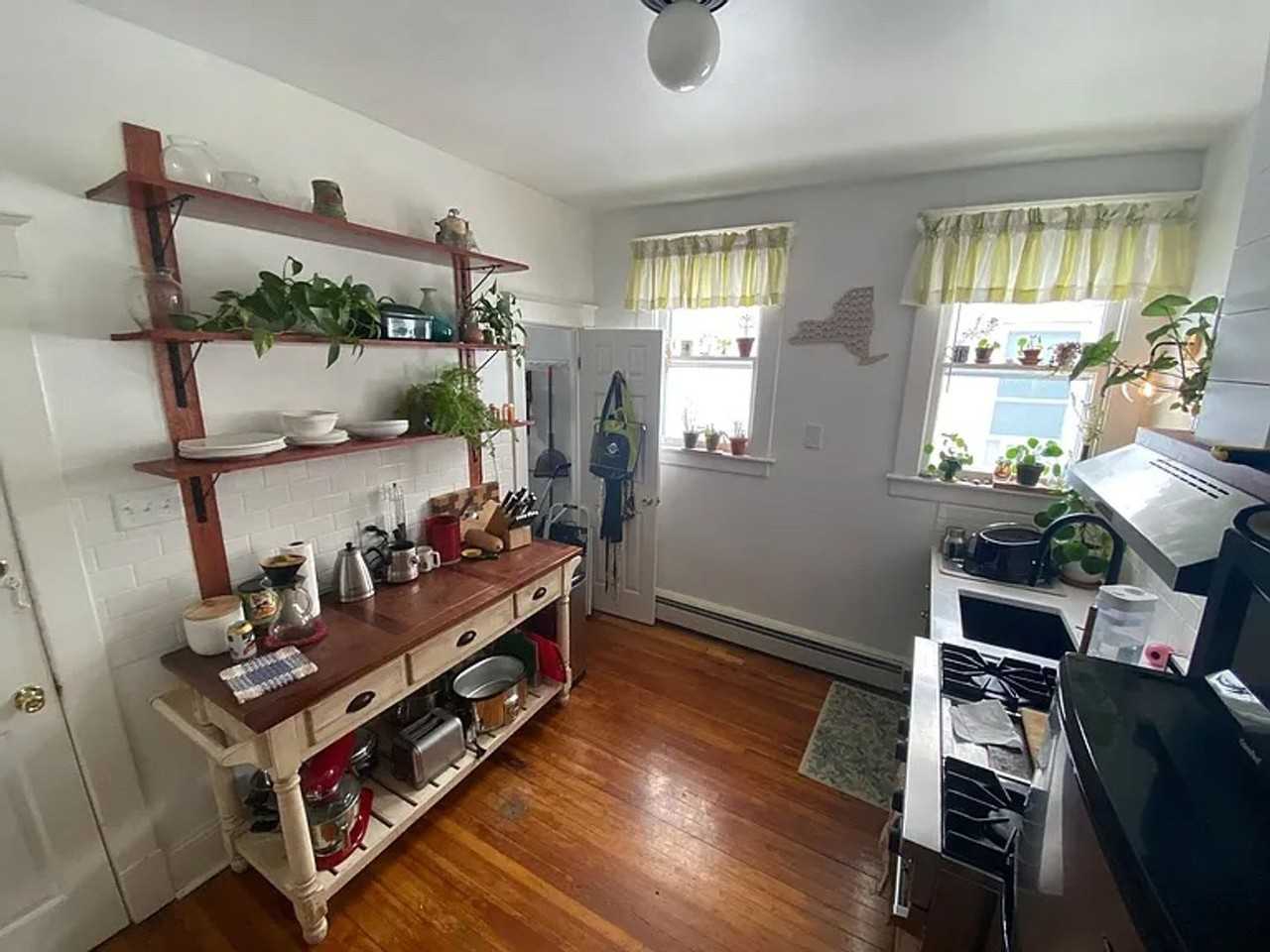 317 New Scotland Ave - Photo 7 of 9