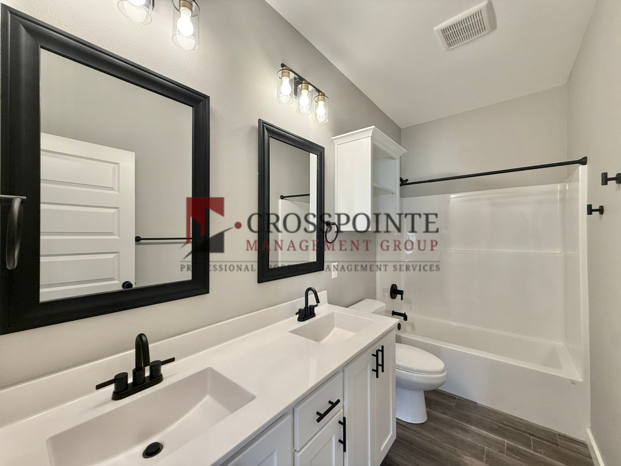 16410 Crossing Cir - Photo 6 of 26