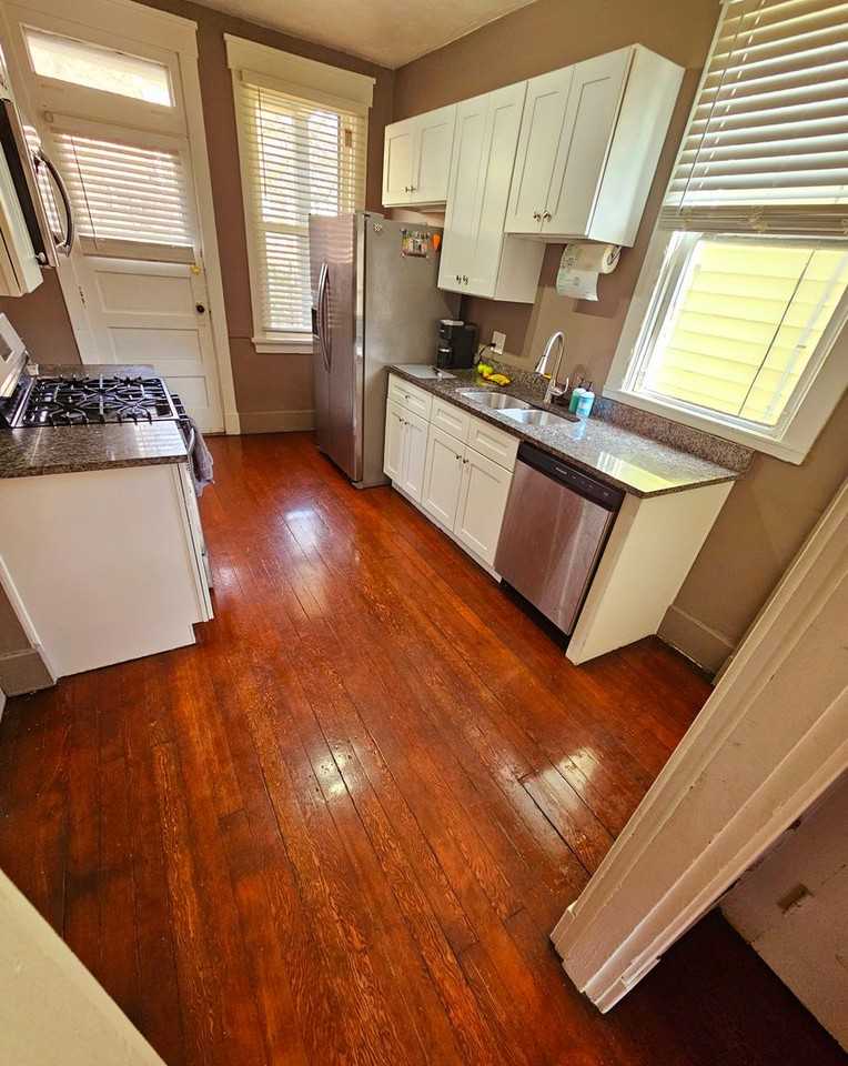3842 Baytree St - Photo 2 of 16