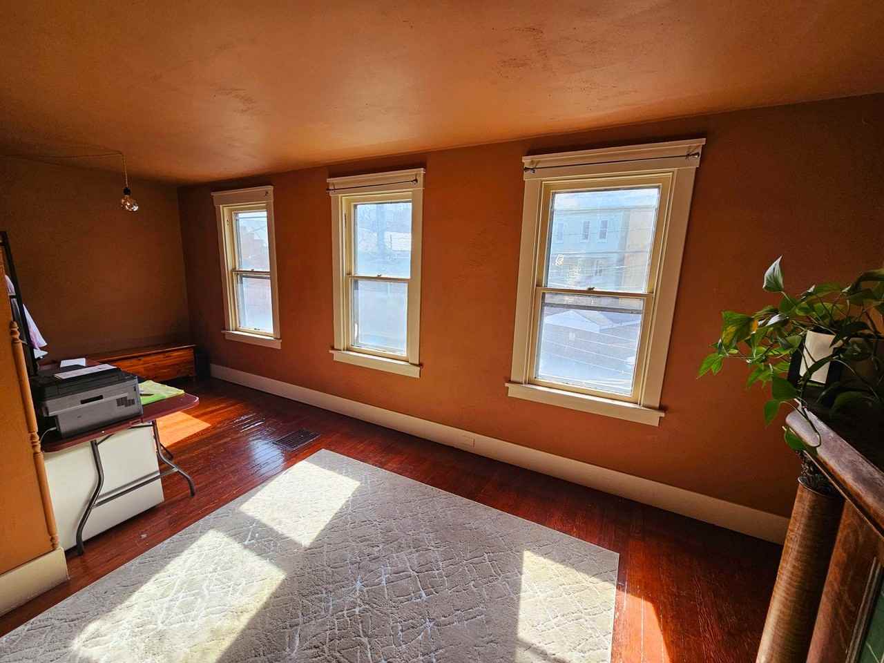 3842 Baytree St - Photo 4 of 16