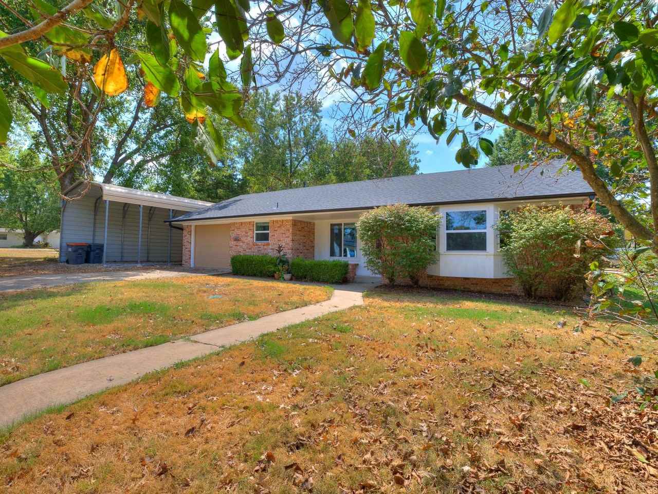 463 E Johnson Ave - Photo 2 of 31