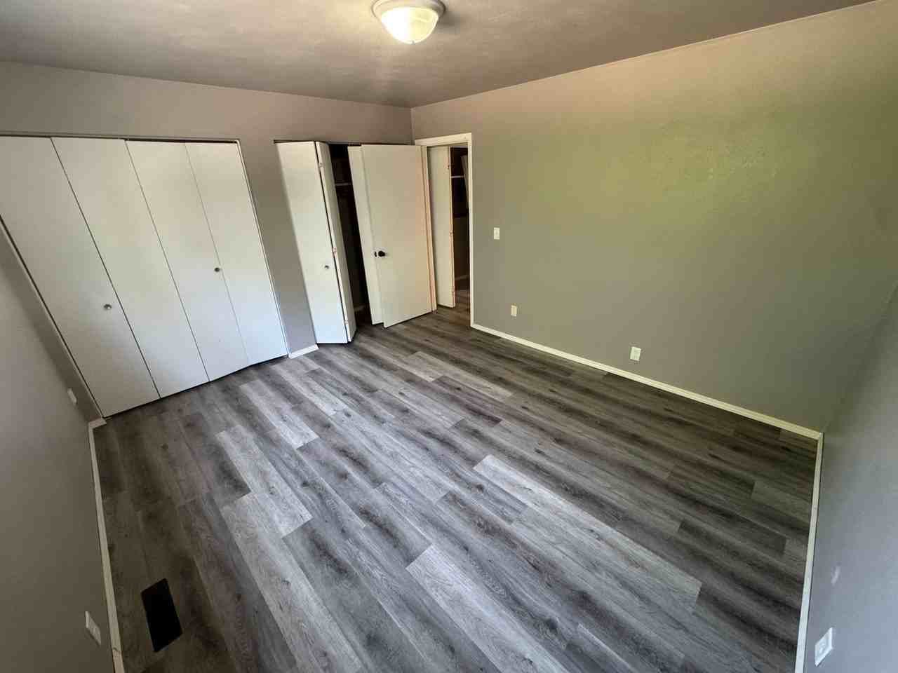 213 Sunnyridge Ct - Photo 5 of 12