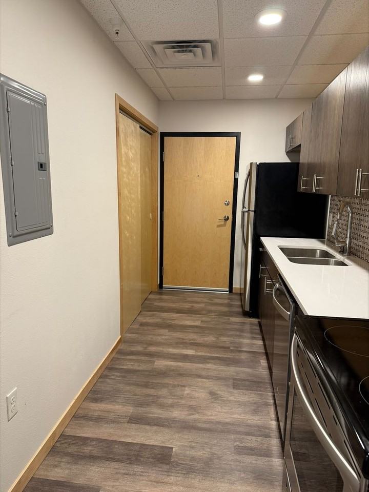 WELCOME TO DAKOTA DUNES APARTMENTS - Photo 4 of 10