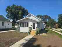301 W Graham St - Photo 1 of 1