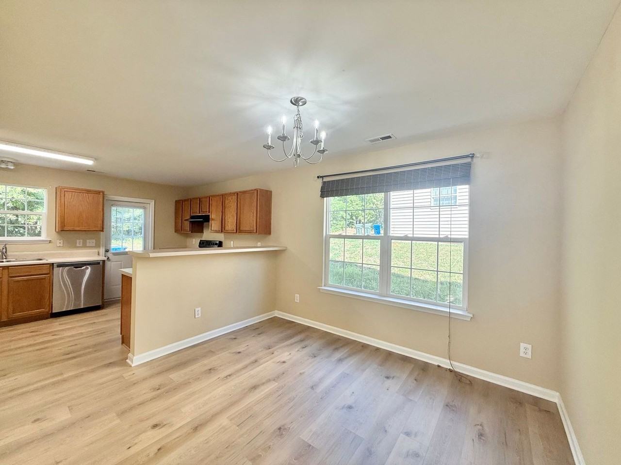 3932 Laurel Glen Dr - Photo 7 of 24