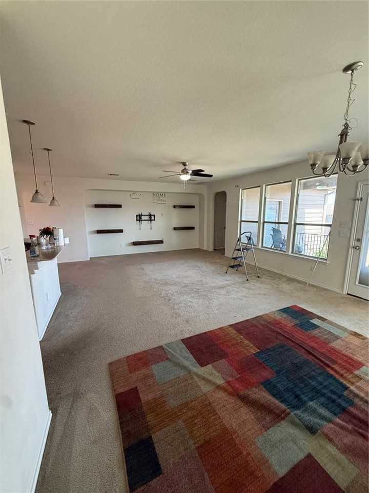16602 Brogan Ln - Photo 4 of 22