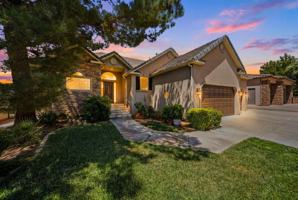 featured image of 1727 Flagstone Dr