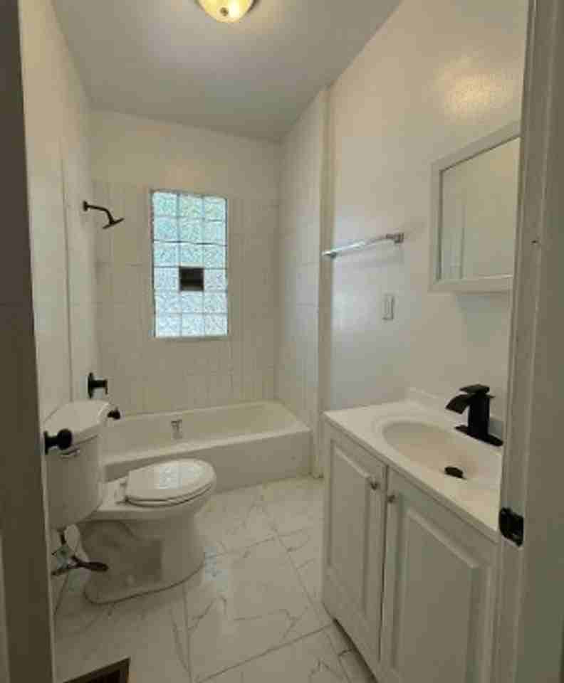 733 Mildred Ave - Photo 4 of 9